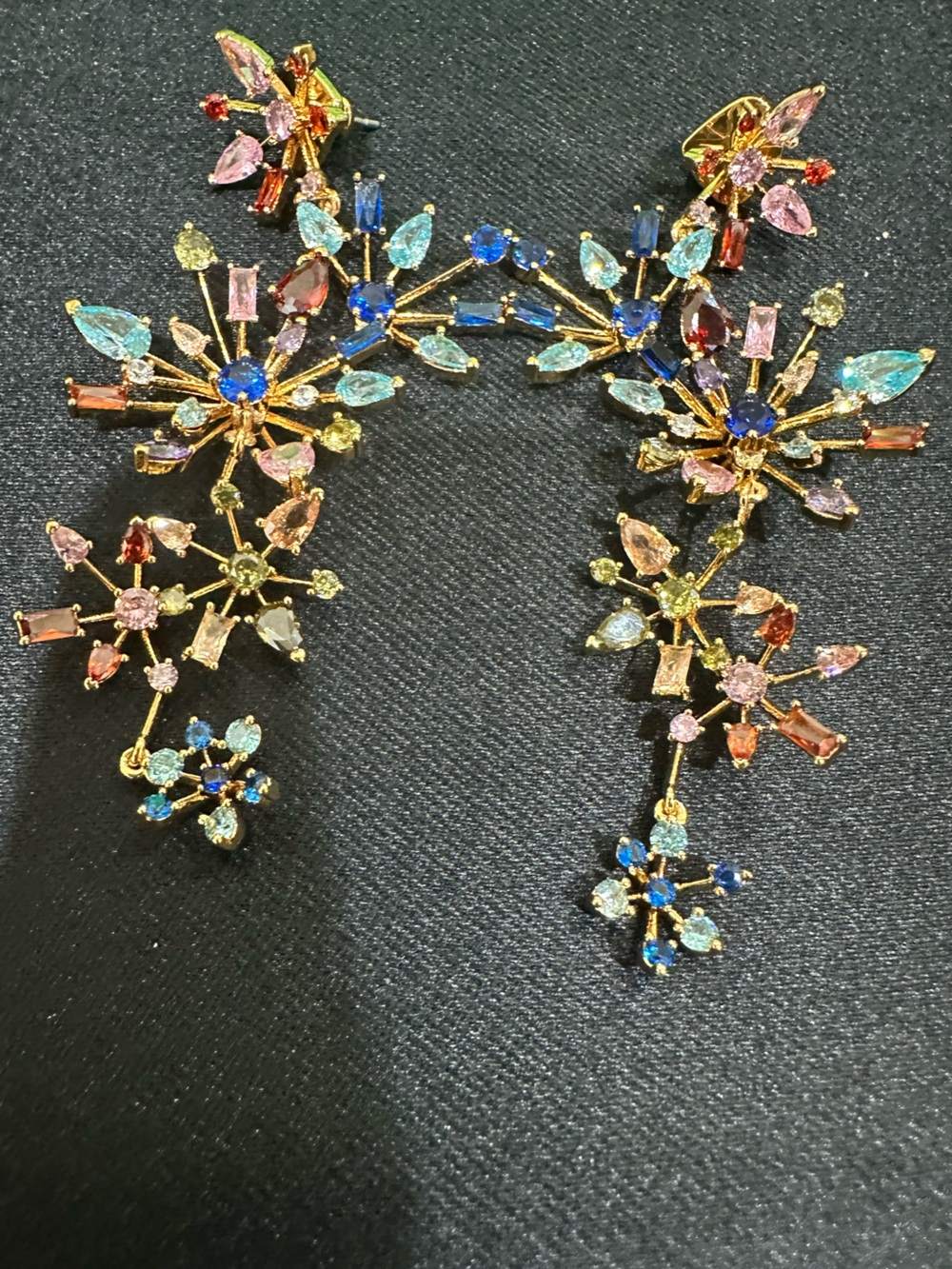 Kate Spade earrings - Picture 3 of 8